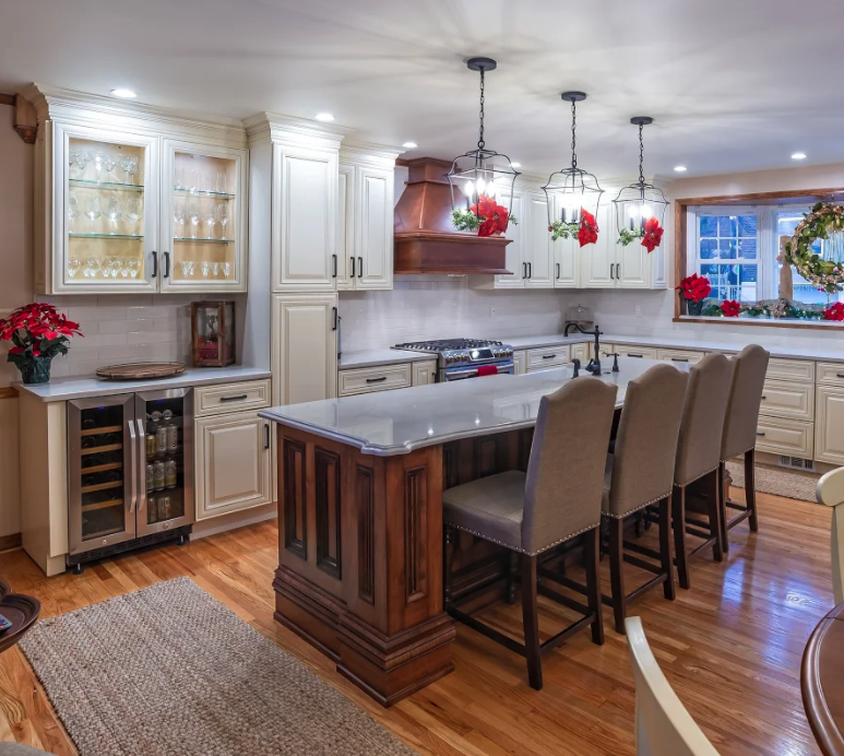 Traditional Kitchen Remodel by Holod's Kitchen & Bath project photo
